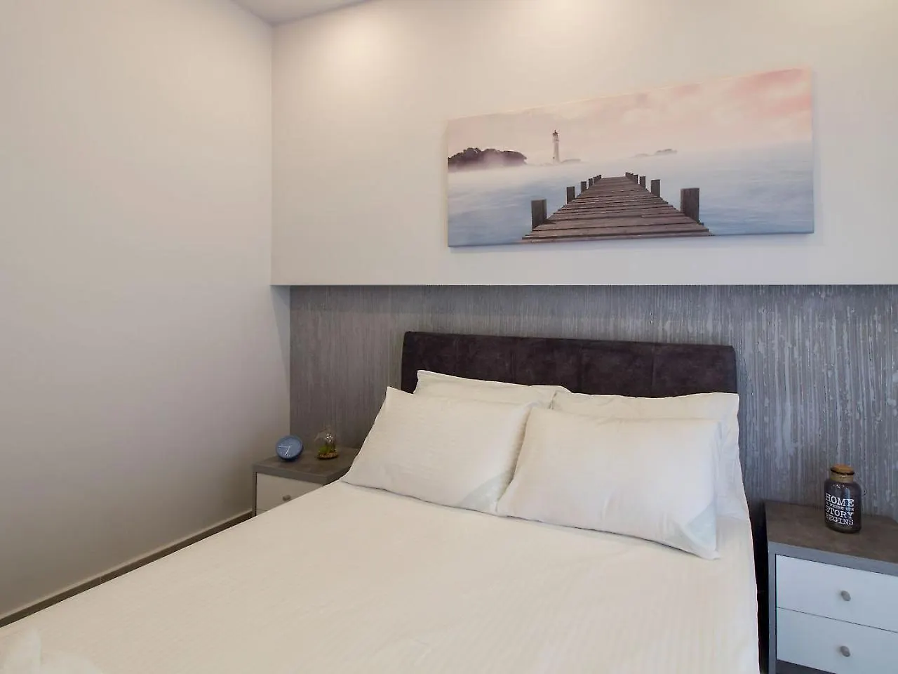 Incity El Flow, Double Flat Thessaloniki Greece